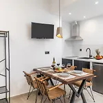 Camares Of Castle - New Luxury *