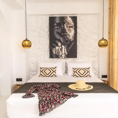 Camares Of Castle - New Luxury *